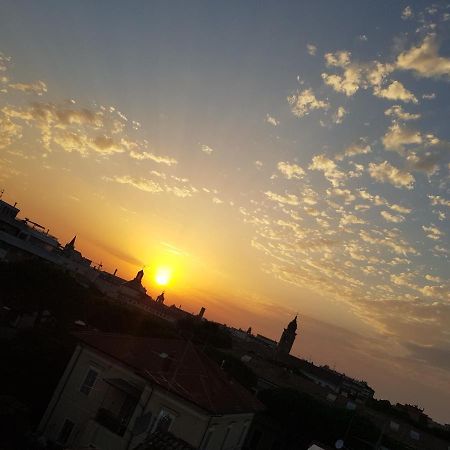 ريميني B&B Rooftop51 المظهر الخارجي الصورة